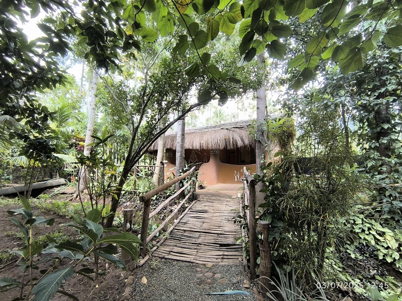 HeavensAway Mud House